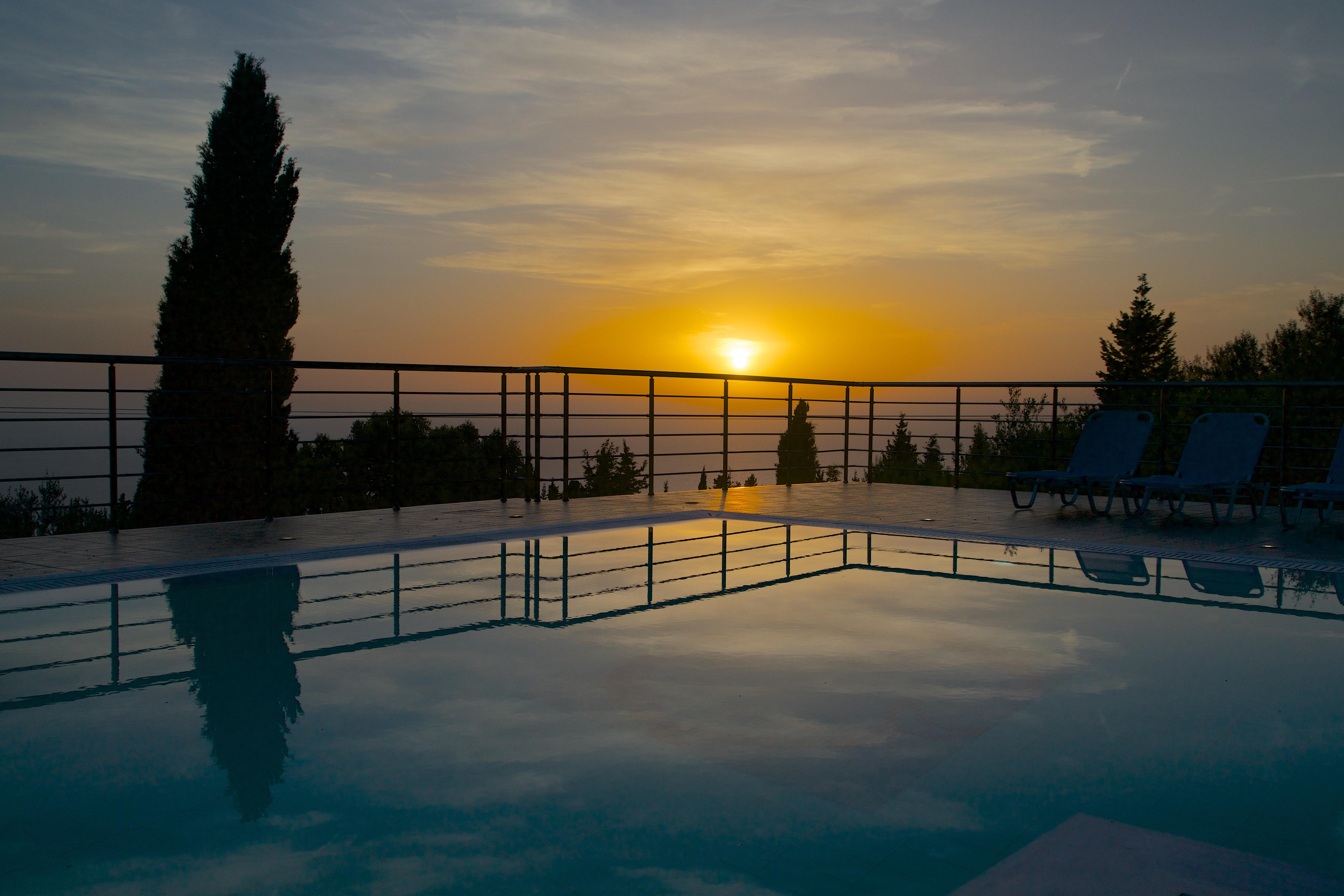 Studios Vrionis Panoramic Sunset Mesovounia  Luaran gambar