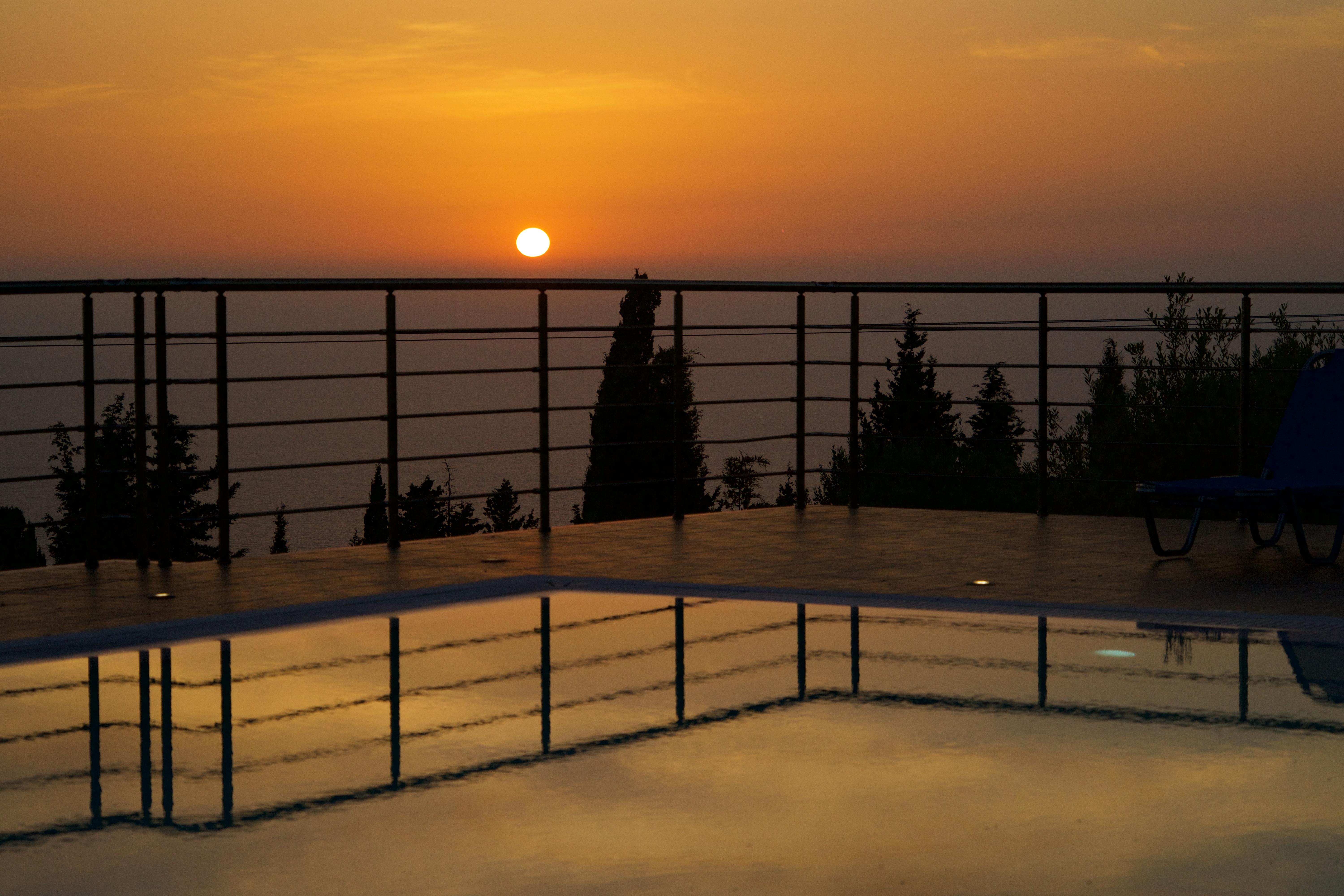 Studios Vrionis Panoramic Sunset Mesovounia  Luaran gambar